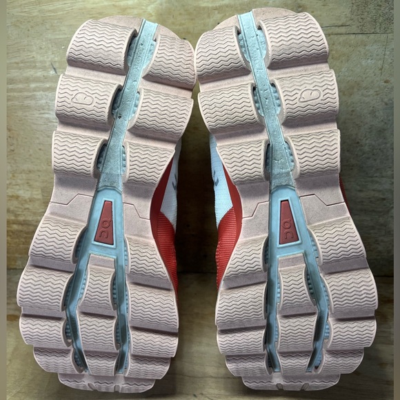 On CloudSurfer 6 REFLECTIVE Womens Size 9.5 Running Shoes Sneakers Dark Coral - Picture 8 of 12